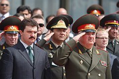 Президент Белоруссии усилил сына