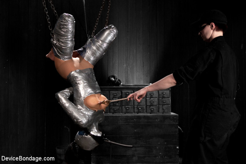 Two fists one ass video Women fucking big cocks pix