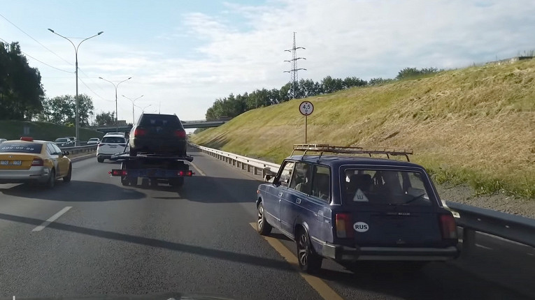 Штраф за езду по обочине: нарушения и последствия