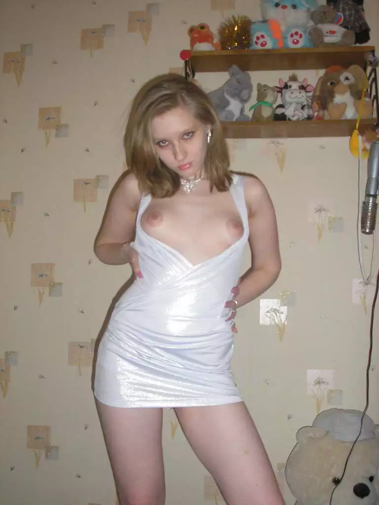 Shemale stars solo pictures Wife sucking uncut dick