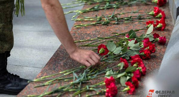 На Южном Урале простились с погибшим на Украине ефрейтором: после командировки он хотел жениться