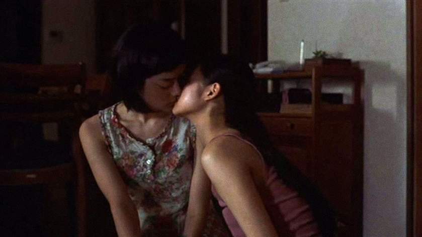 A lesbian movie about a chinese dr