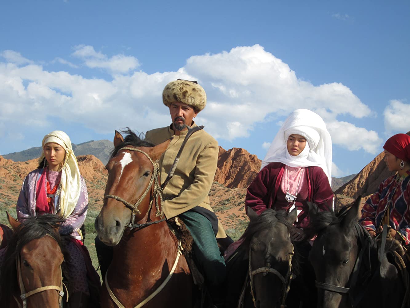 Фото курманжан датка