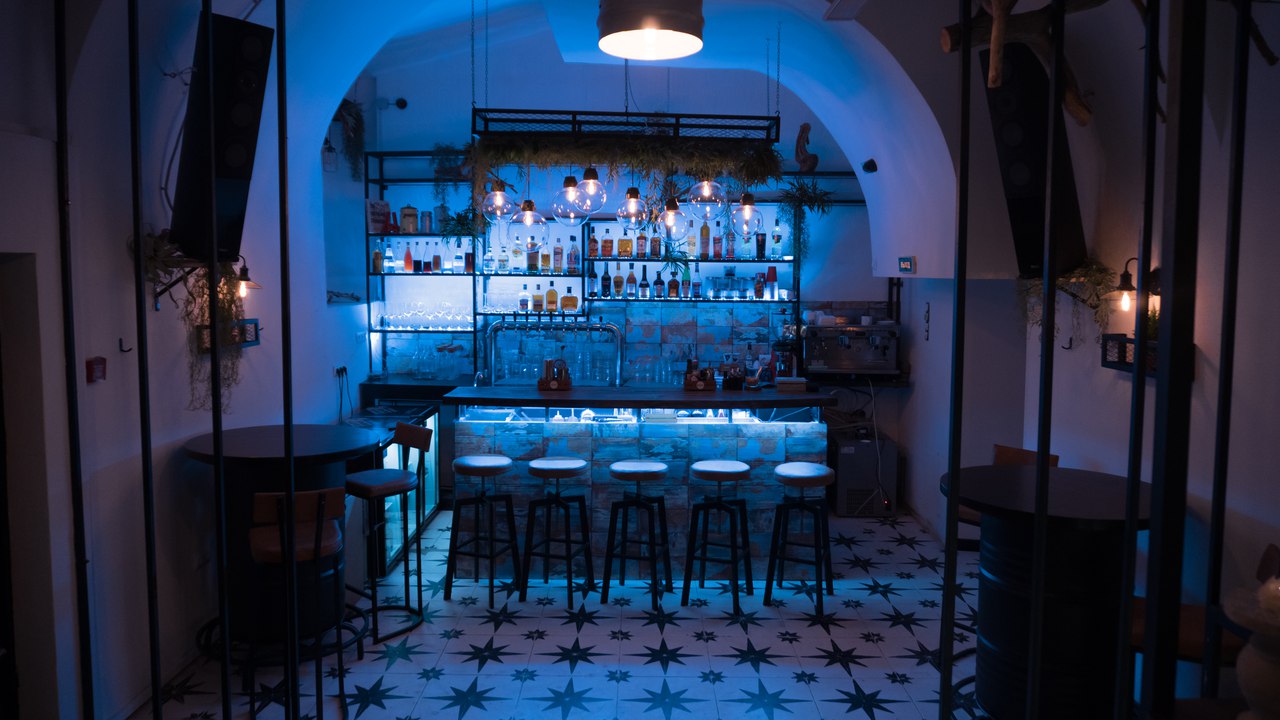 Брискет санкт петербург. Смокер для ресторана. Брискет санкт петербург. Техасский брискет. Брискет санкт петербург.