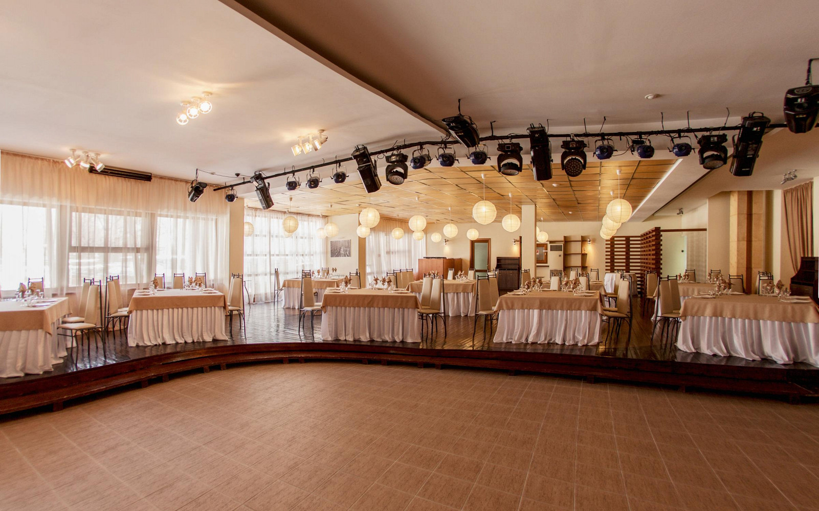 Фото ресторана от Афиши — Нефтяник