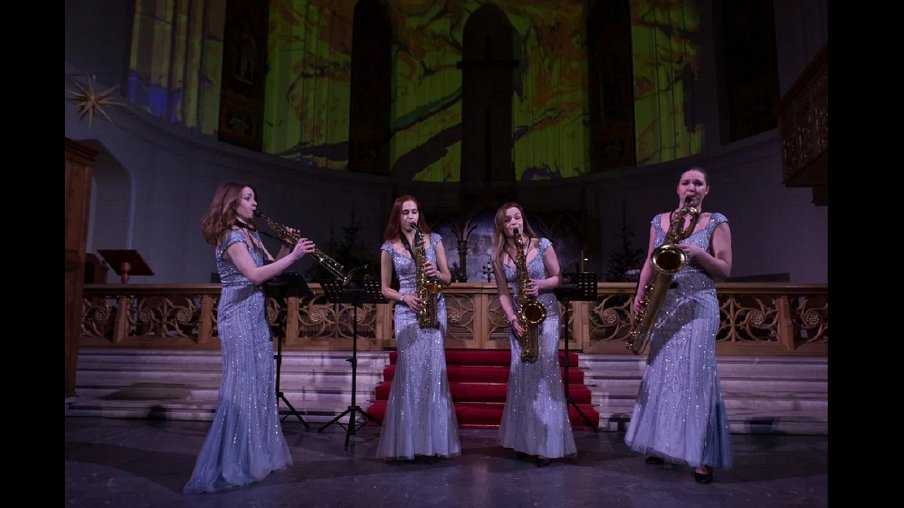 А. Счастье нестареющий моцарт. Рондо из маленькой ночной серенады моцарт. Маленькая ночная серенада история создания. Маленькая ночная серенада части.