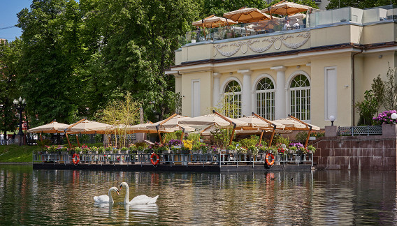 Pavilion Пруд Патрики