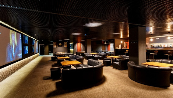 Mano Lounge Bar