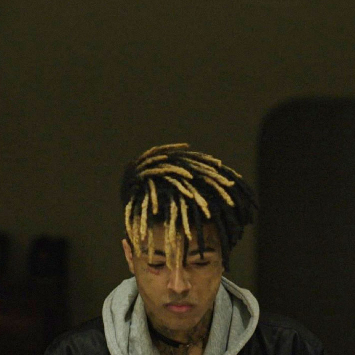 Рецензия на фильм «Посмотри на меня: XXXTentacion». Программа Beat Film  Festival 2022 - Афиша Daily