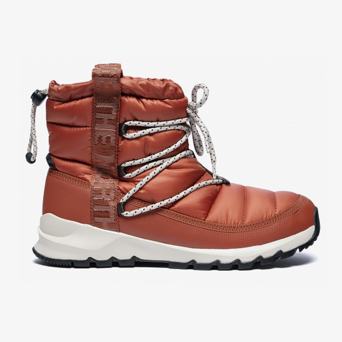 Дутые ботинки, или сноубутсы: Moon Boot, Adidas, Ash, The North Face,  Columbia, Geox, United Nude, Casadei, Fila - Афиша Daily