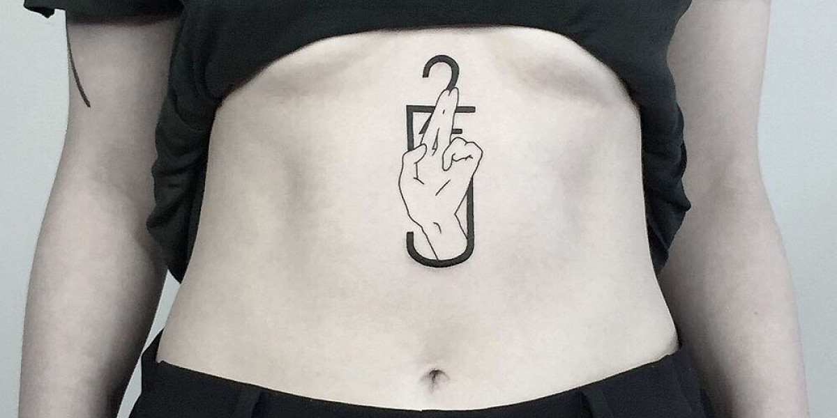 Значение татуировки полос для женщин