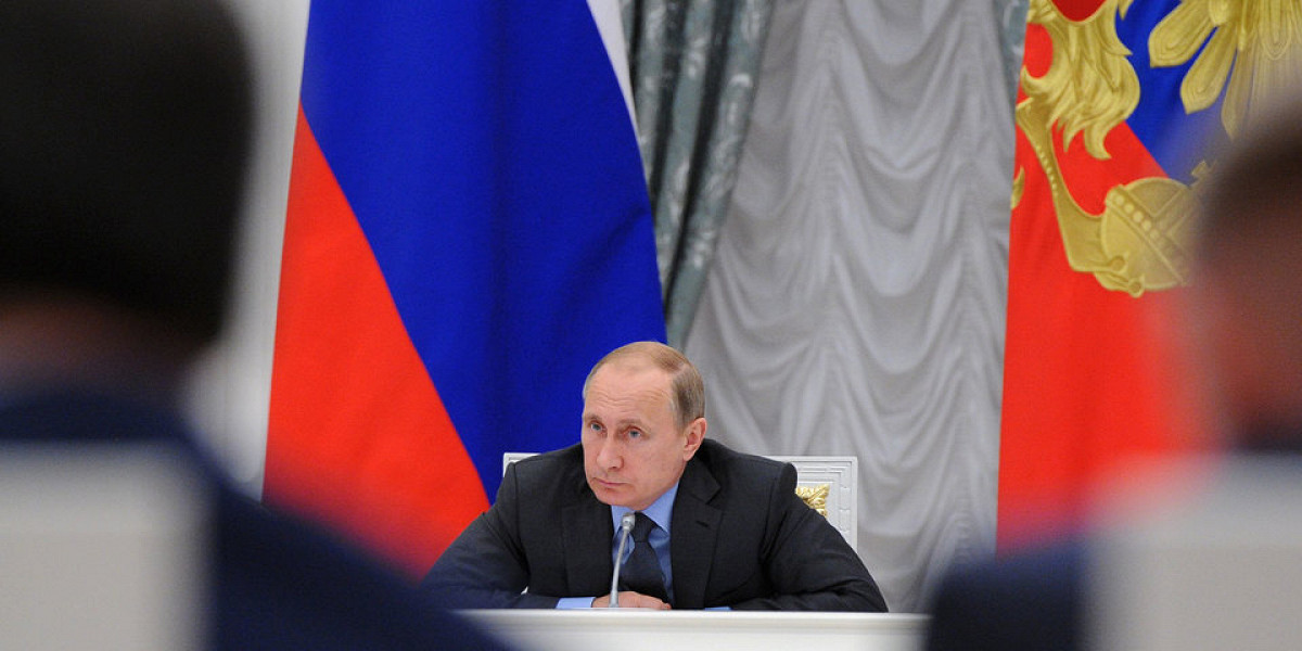 Новому Путину 30 Лет Новому Путину 30 Лет