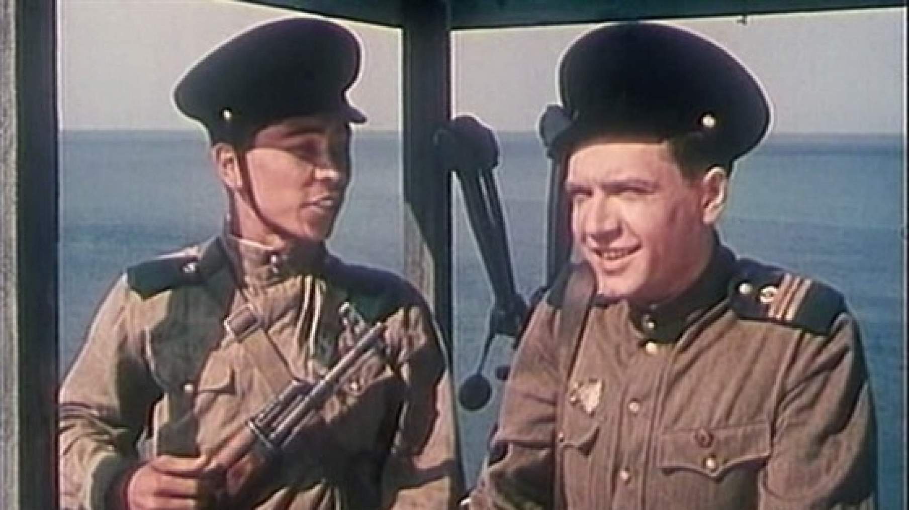 Голубая стрела 1958. Голубая стрела фильм 1958. Голубая стрела фильм 1958 актёры. Фильм пограничники голубая стрела. Юрий Боголюбов актер.