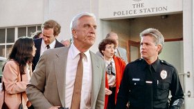 Голый пистолет / The Naked Gun: From the Files of Police Squad!