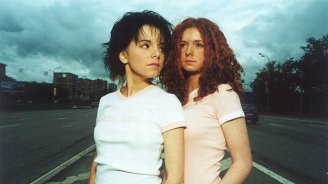 Трибьют-шоу t.A.T.u по встречной | ВКонтакте