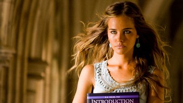 Isabel Lucas