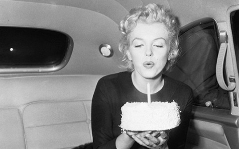 10 альтернатив песне «Happy Birthday» из кино и сериалов