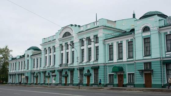 Графика мастеров национальных школ республик бывшего СССР