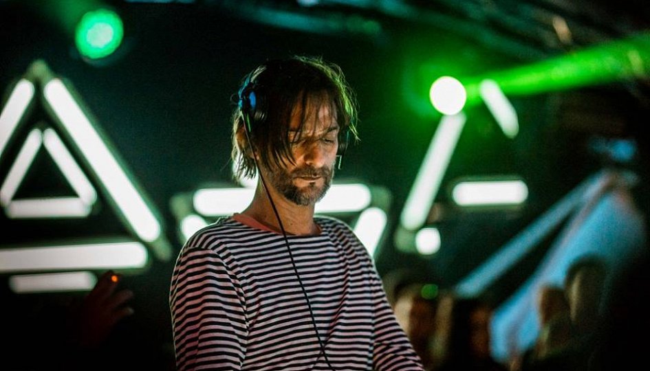 Концерты: «µ Spectrum»: Ricardo Villalobos, Craig Richards, Ninos Du Brasil, Lucrecia Dalt Концерты: «µ Spectrum»: Ricardo Villalobos, Craig Richards, Ninos Du Brasil, Lucrecia Dalt
