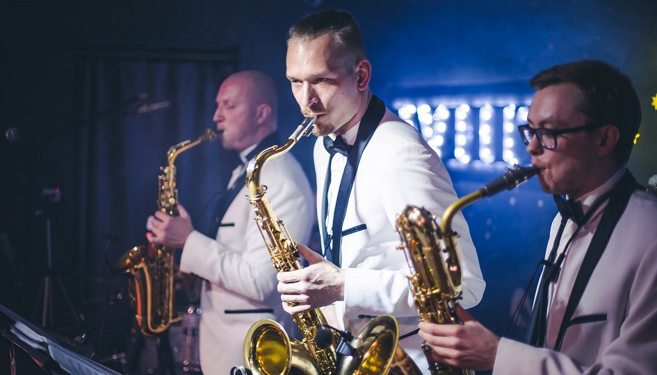Концерты: 2x2 Saxophone Quartet и Лина Нова Концерты: 2x2 Saxophone Quartet и Лина Нова