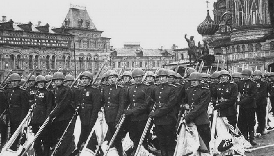 Кино: «Парад Победы» Кино: «Парад Победы»