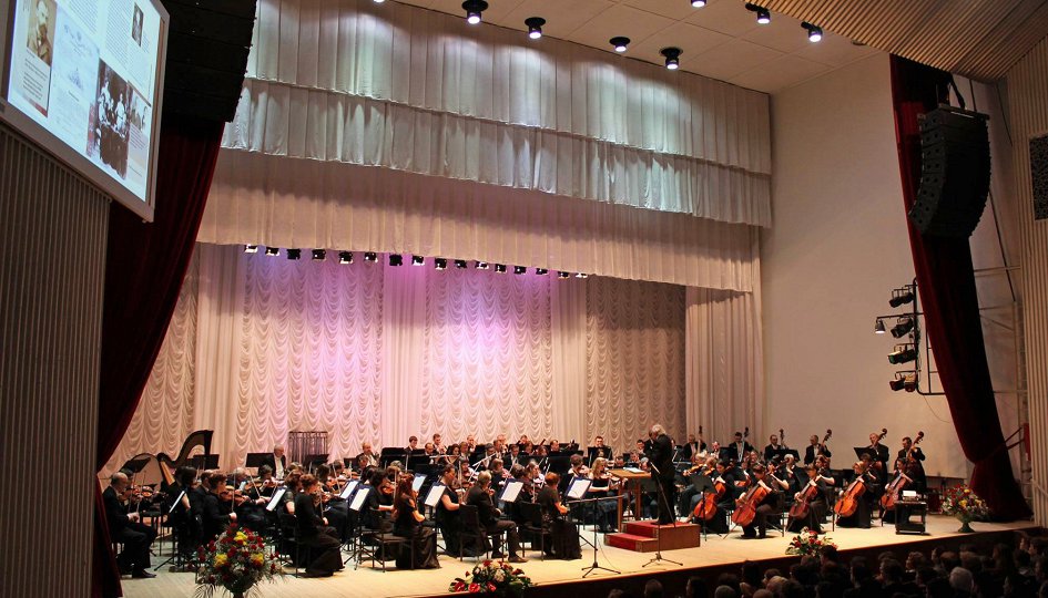 Концерты: Карина Кузьмина (альт), Владимир Добровольский (скрипка), Ольга Колгатина (скрипка), Алексей Толстов (виолончель) Концерты: Карина Кузьмина (альт), Владимир Добровольский (скрипка), Ольга Колгатина (скрипка), Алексей Толстов (виолончель)