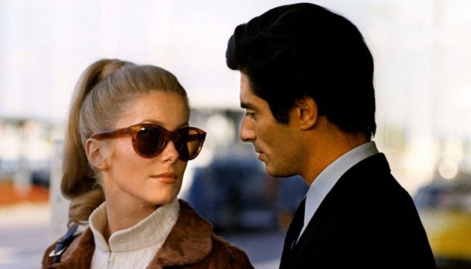 Кино: «Манон 70» Кино: «Манон 70»