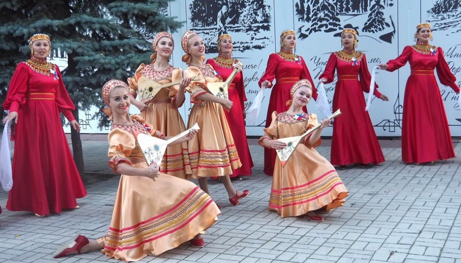 Концерты: «Воронежские девчата» Концерты: «Воронежские девчата»