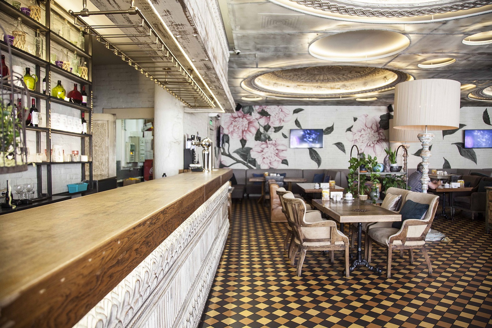 Ресторан Чайхона №1 братьев Васильчуков у метро Раменки в Москве: фото ...