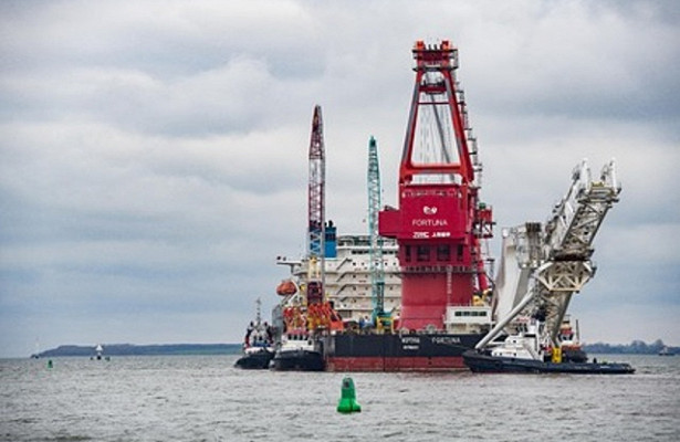  Байден оказался «между молотом и наковальней» из-за «Северного потока-2» 