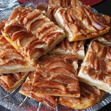 Рецепт Яблочный пирог с творогом