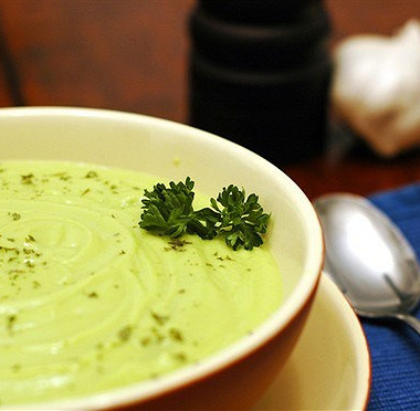 Рецепт Овощной суп с сельдереем и авокадо
