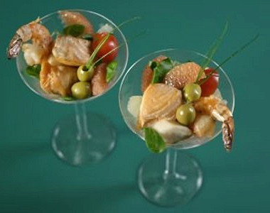 Рецепт Мартини с королевскими креветками и морскими гребешками