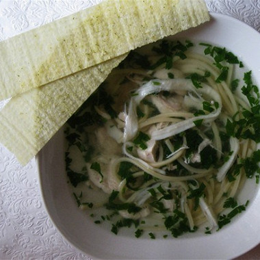 Рецепт Куриный суп с сушеными кальмарами