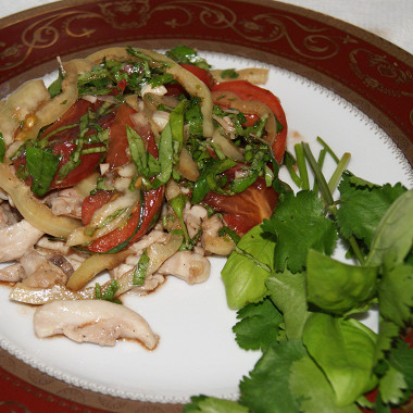 Рецепт Ароматное куриное мясо с овощами