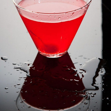 Рецепт Розовый коктейль с малиновым сиропом