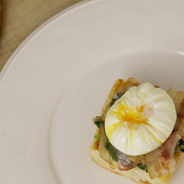 Рецепт Яйцо пашот с белой спаржей и голландским соусом