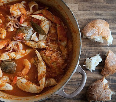 Рецепт Томатный суп с морепродуктами и фенхелем