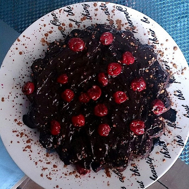 Рецепт Шоколадный торт с вишней и кофе