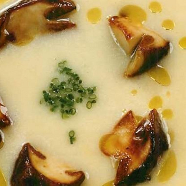 Рецепт Картофельный суп с белыми грибами