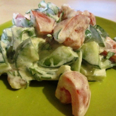 Рецепт Летний овощной салат со сметаной