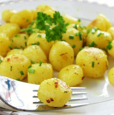 Рецепт Картофельный салат с лимонной заправкой