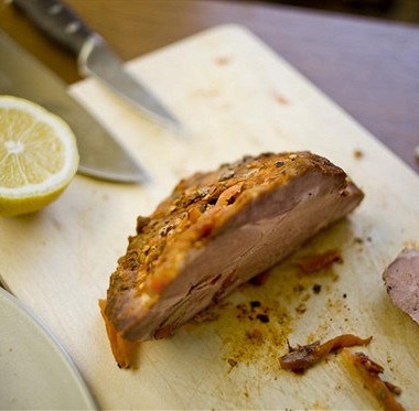 Рецепт Запеченная свинина в аджике