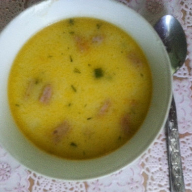 Рецепт Сырный суп с полукопченой колбасой