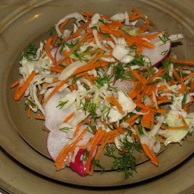 Рецепт Геометрический овощной салат с укропом
