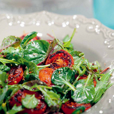 Рецепт Салат с обжаренными томатами