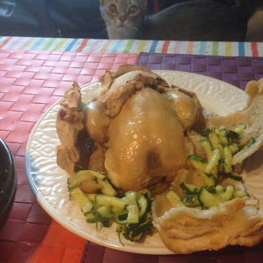 Фото рецепт Цыпленок по-домашнему с лаймом, огурцами и кориандром