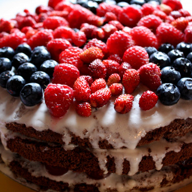Рецепт Шоколадный торт «Черный лес»