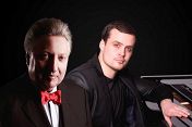 «Два рояля»: Лесли Ховард и Лудовико Тронканетти «Два рояля»: Лесли Ховард и Лудовико Тронканетти